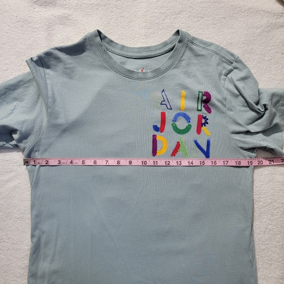 Air Jordan The Cradle Colorful Graphic T-Shirt Light Blue Unisex Size M - Picture 7 of 8
